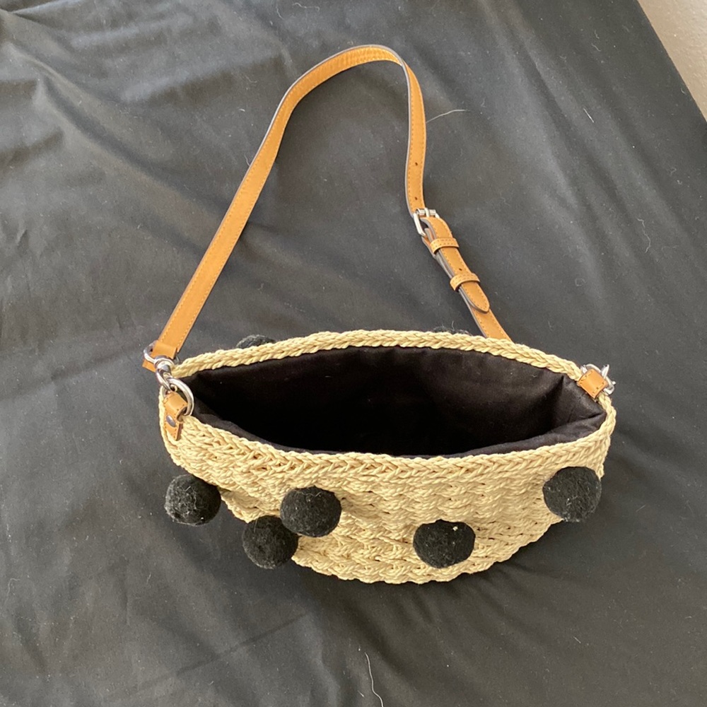 Straw Bag with Black pompoms